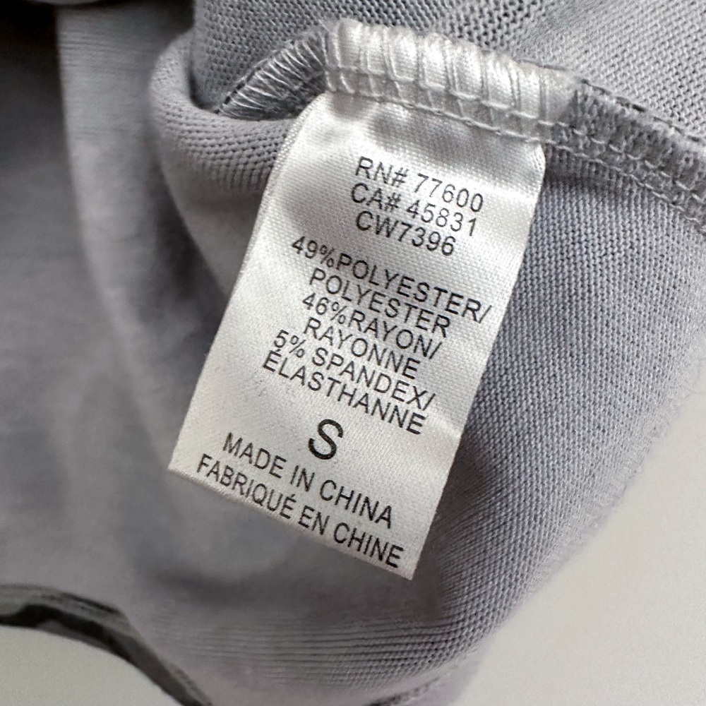 Chaser Gray Camo Long Sleeve Crew Neck Top - Picture 4 of 5